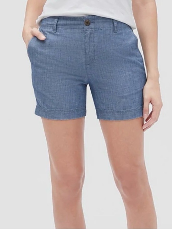 GAP Pants - GAP Women's 5” Short  Chambray Shorts in Blue Size 12